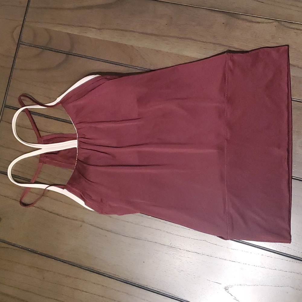 Lululemon Tank Top w/ Y String Bra Attached, 2